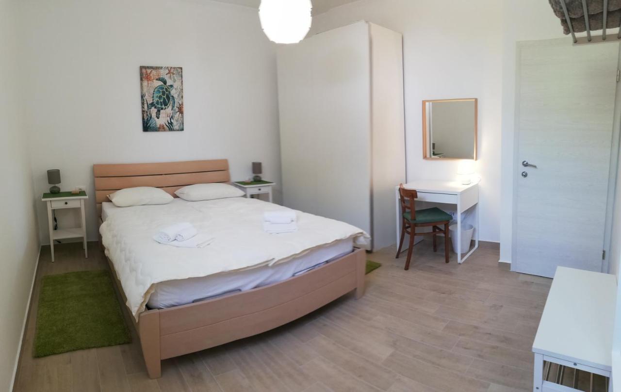 Apartments Tinjarosa Mundanije Екстериор снимка