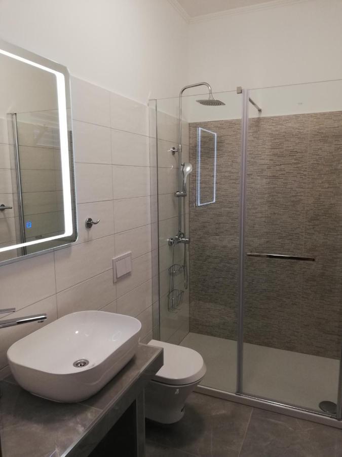 Apartments Tinjarosa Mundanije Екстериор снимка