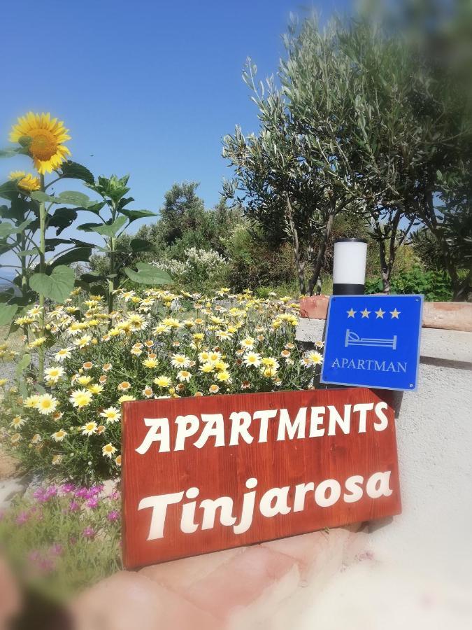 Apartments Tinjarosa Mundanije Екстериор снимка