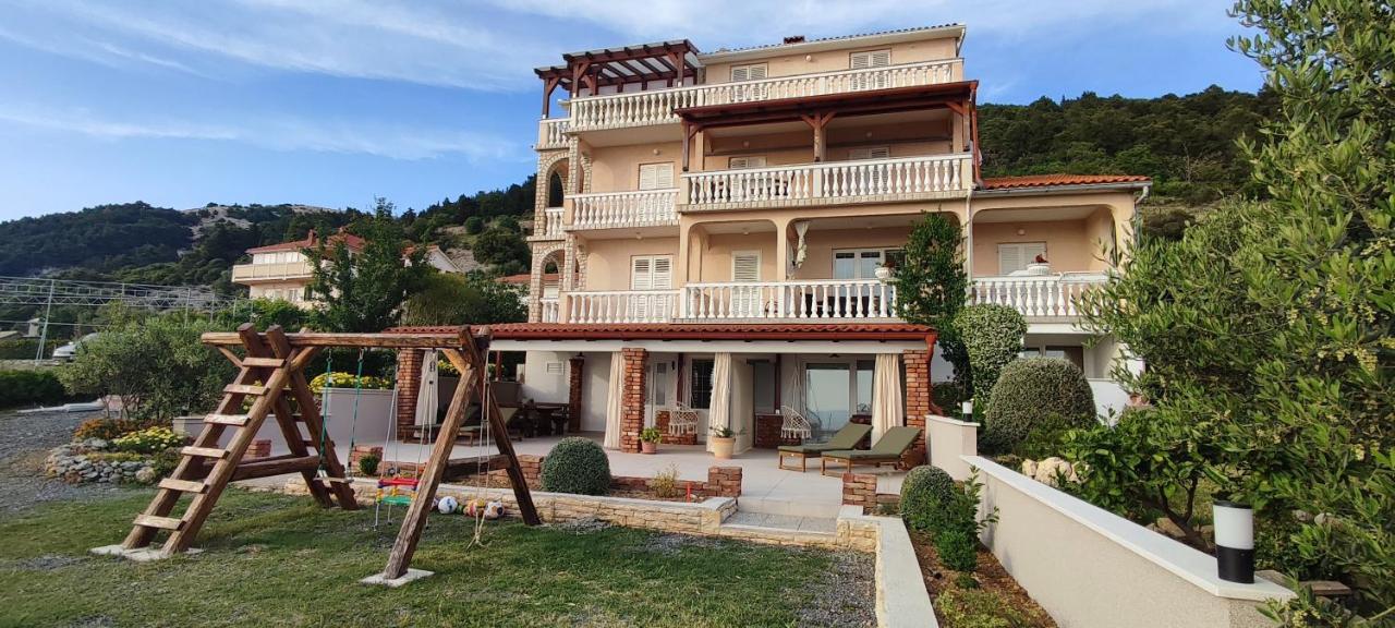 Apartments Tinjarosa Mundanije Екстериор снимка