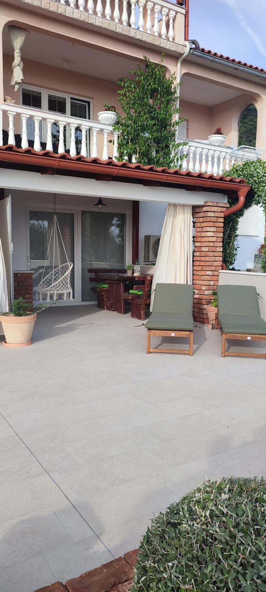 Apartments Tinjarosa Mundanije Екстериор снимка
