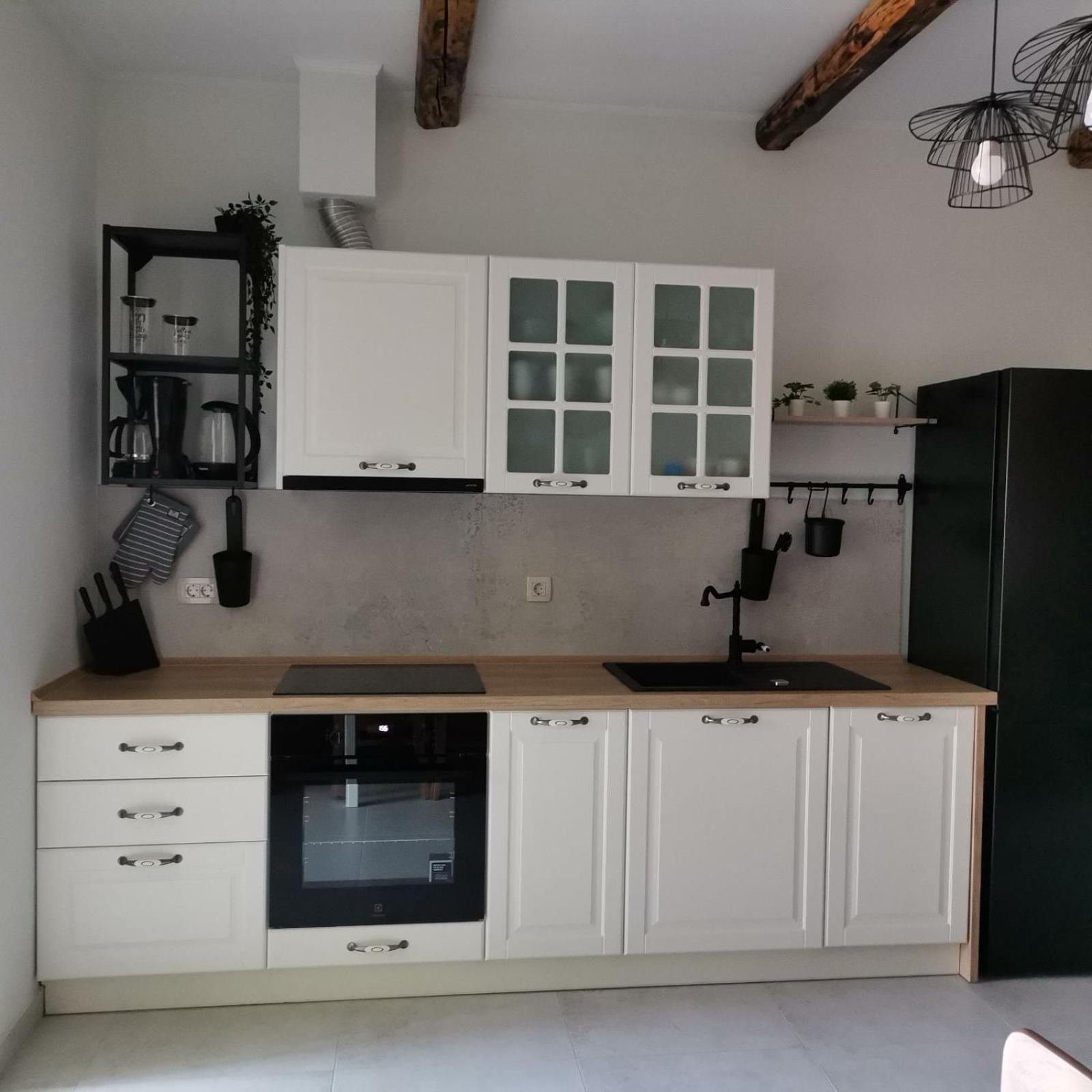 Apartments Tinjarosa Mundanije Екстериор снимка